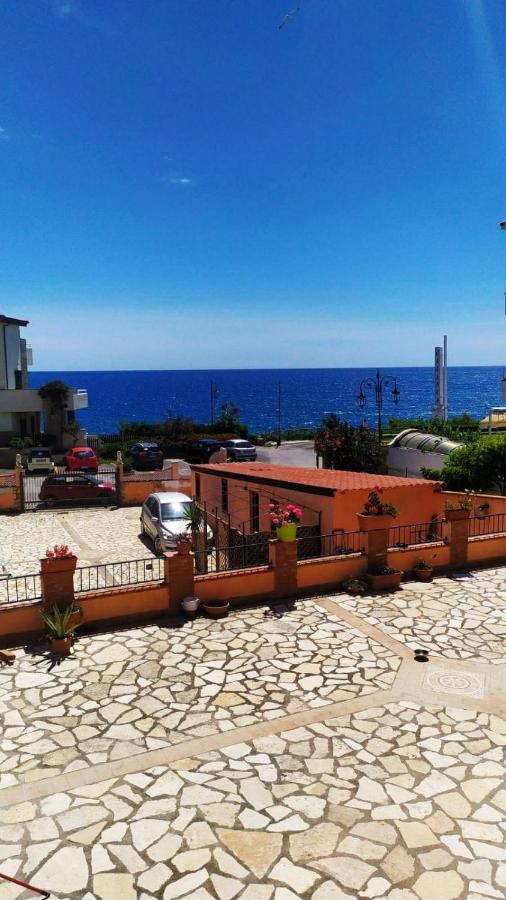 La Terrazza Sul Mare Hotel Marina di Camerota Kültér fotó